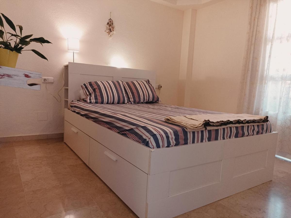 Apartamento Confortable habitación céntrica en piso privado Málaga Exterior foto