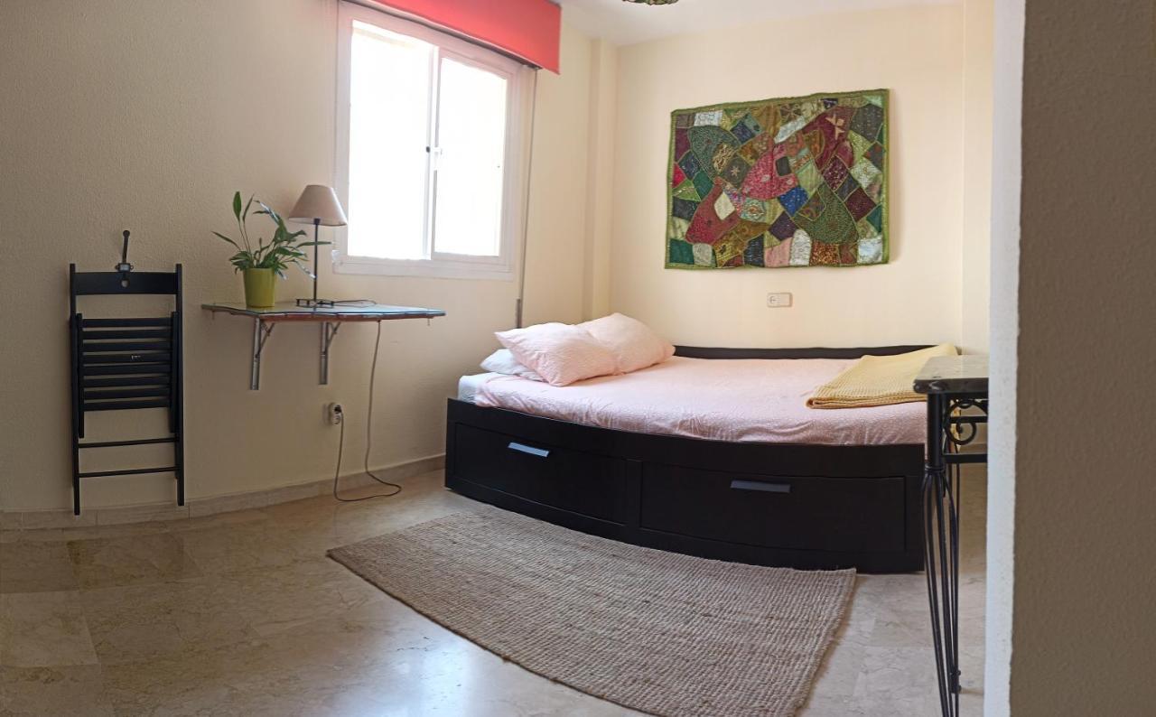 Apartamento Confortable habitación céntrica en piso privado Málaga Exterior foto