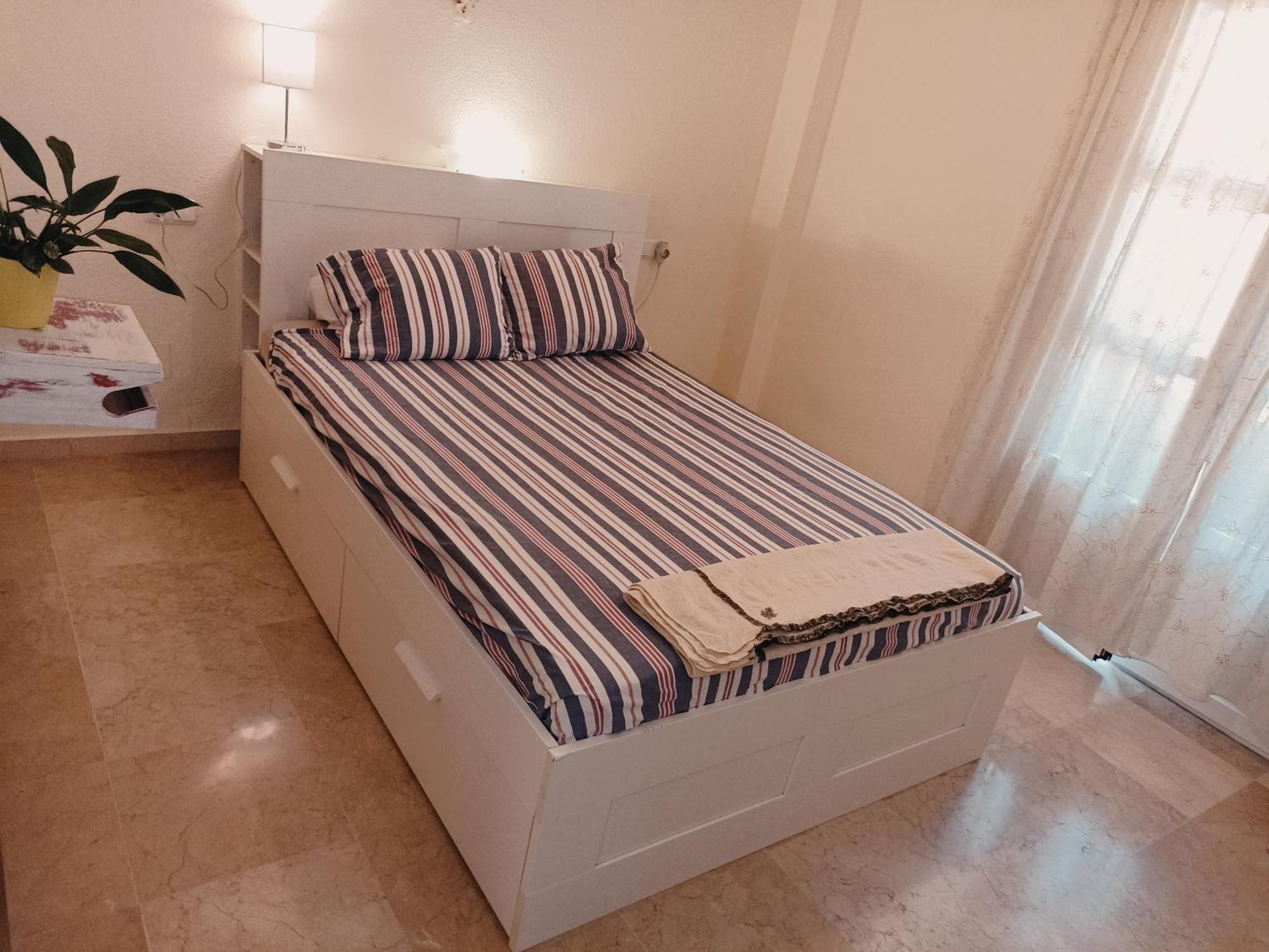 Apartamento Confortable habitación céntrica en piso privado Málaga Exterior foto